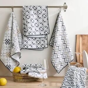Elegant Patterned Kitchen Towel Set - Black, Gray, White